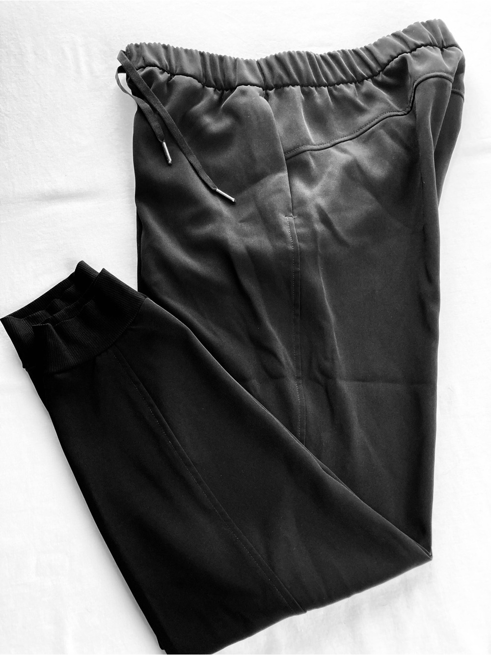 Lot of 2 Avia Athleisure Commuter Joggers Scrubs size Medium - Picture 3 of 12